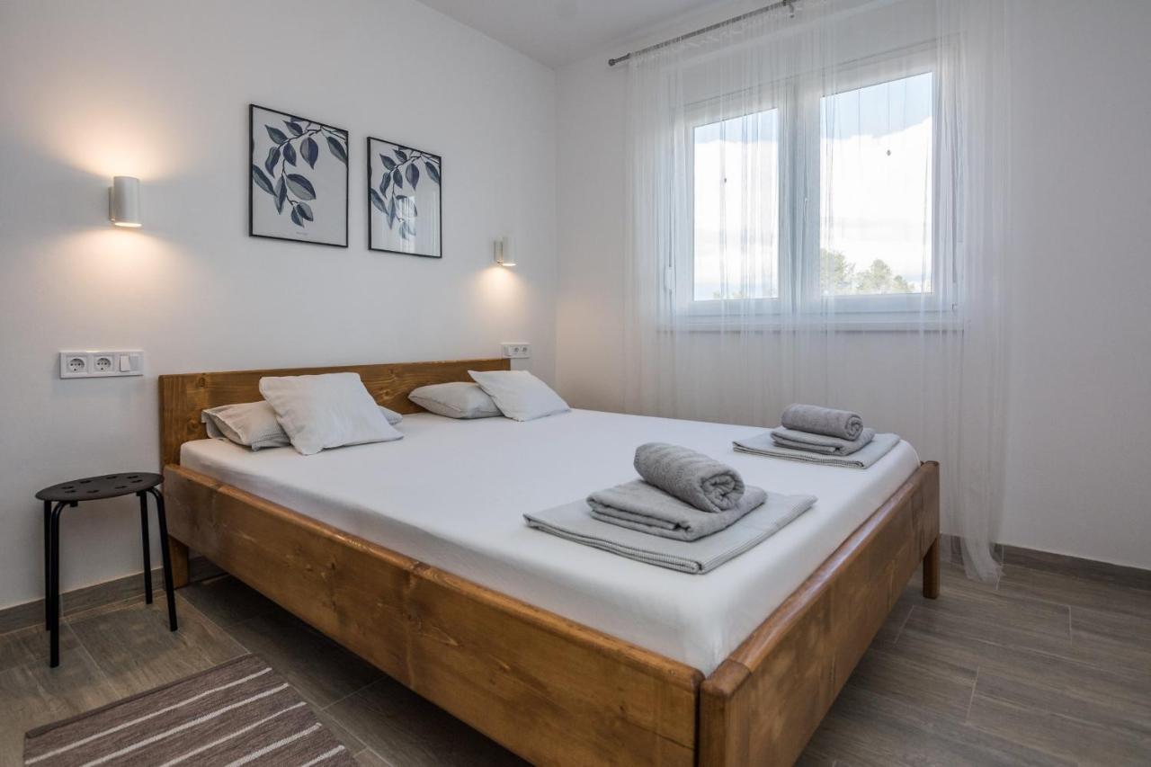 Apartments Pejakovic Вир Екстер'єр фото